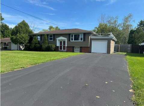 7870 Oneida Trail, Cicero, NY 13030