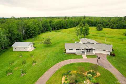 29396 Whitetail, Lake Linden, MI 49945