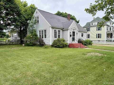 1020 S 7th, Escanaba, MI 49829