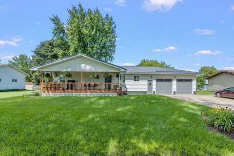 404 Roxanne Drive, Fairbank, IA 50629