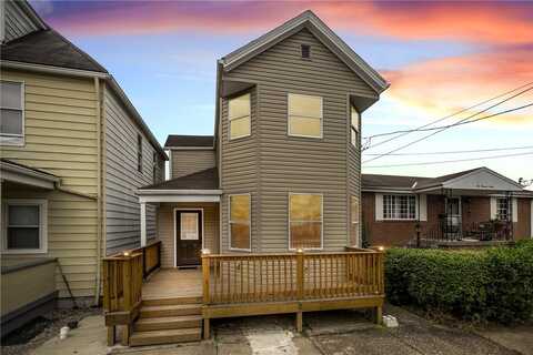 1022 2nd Ave, Coraopolis, PA 15108