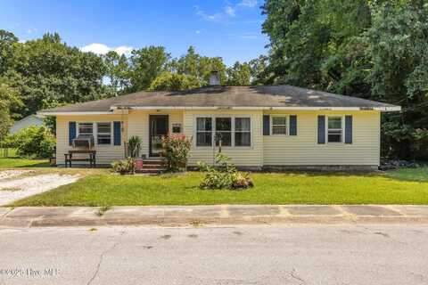 18 White Oak Street, Jacksonville, NC 28540