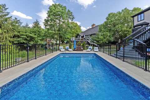 8500 Stonechat Loop, Dublin, OH 43017