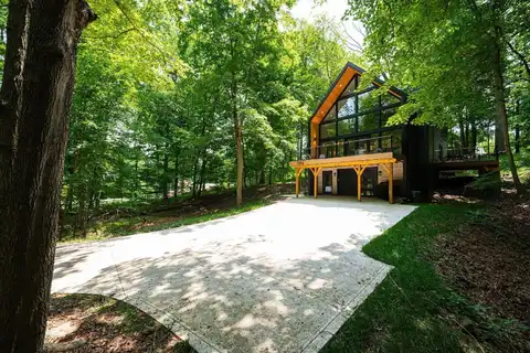 586 Crabapple Drive, Howard, OH 43028