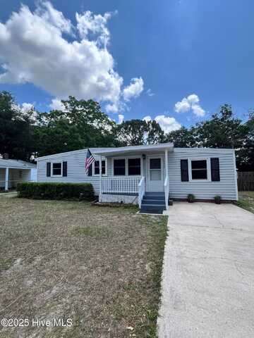 2437 Monroe Street, Wilmington, NC 28401