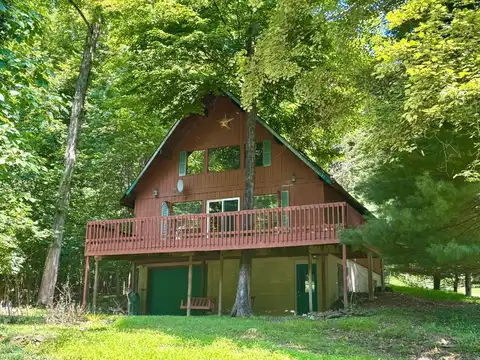 220 Northern Spy Drive, Howard, OH 43028