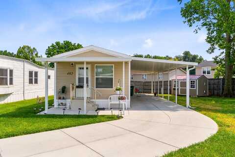 482 Oak Lawn Drive, Fairborn, OH 45324
