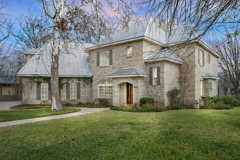 201 Cherry St, Fredericksburg, TX 78624
