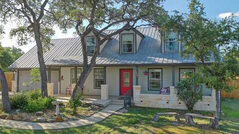 104 Laf-A-Lot, Comfort, TX 78013