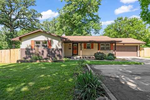 1516 73rd Street, Windsor Heights, IA 50324