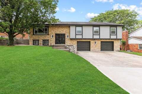 5551 Seville Court, Green, OH 45247