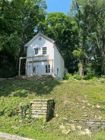 2521 Seegar Avenue, Cincinnati, OH 45225