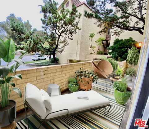5625 Green Valley Cir, Culver City, CA 90230