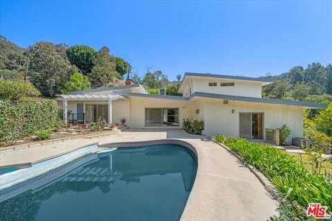 4081 Mandeville Canyon Rd, Los Angeles, CA 90049
