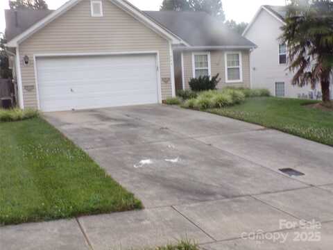 569 River View Drive, Lowell, NC 28098