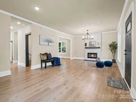 616 W Marion Street, Shelby, NC 28150