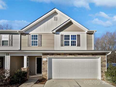 121 Woodbridge Circle, Mount Holly, NC 28120
