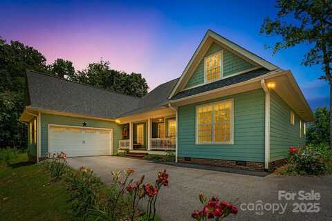 419 Oak Lane, Mars Hill, NC 28754