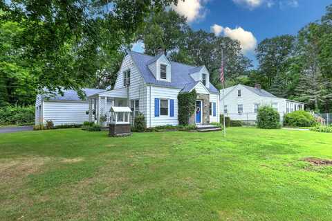 31 Pequonnock Road, Trumbull, CT 06611