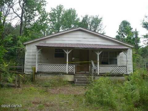 1525 Burnett Mills Road, Bolivar, TN 38008