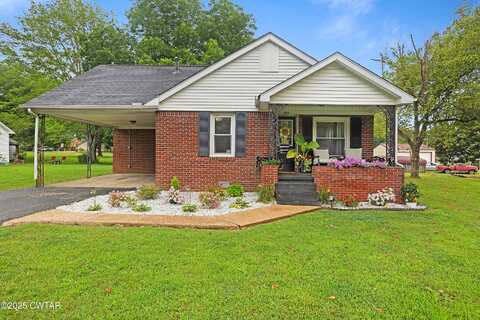 298 Florida Avenue N, Parsons, TN 38363