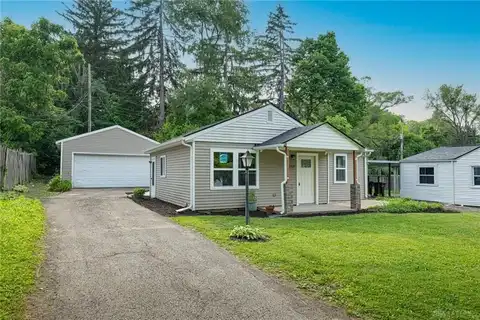 7039 Maynard Avenue, Clayton, OH 45415