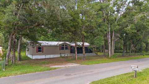 8410 70th Ave, Trenton, FL 32693