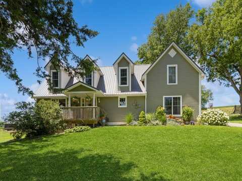 3729 W 56th Street N, Newton, IA 50208