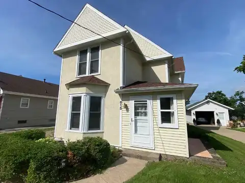 615 S. Grandview, Dubuque, IA 52003