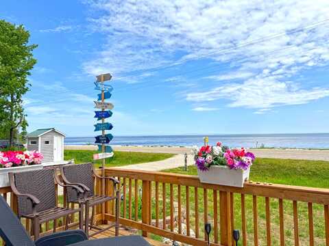 10477 N Whitefish Point RD, Paradise, MI 49768