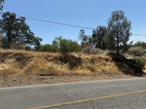 1 Dome Drive N, Coarsegold, CA 93614