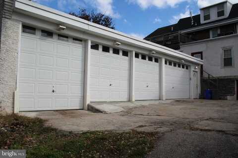 132 MAPLE STREET, CONSHOHOCKEN, PA 19428