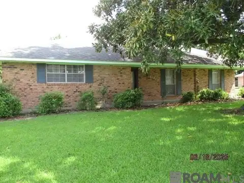 11213 Major Oak Dr, Baton Rouge, LA 70815
