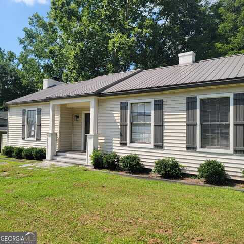 310 5th, Manchester, GA 31816