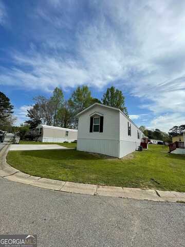 390 Malibu, Fayetteville, GA 30214