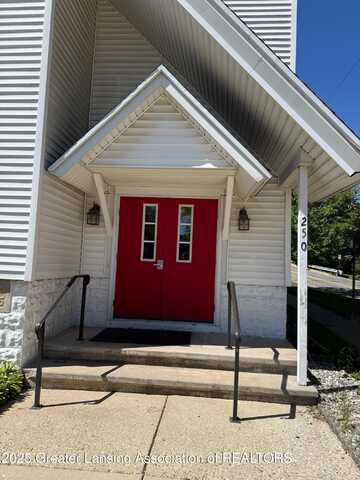 250 Mason Street, Saugatuck, MI 49453