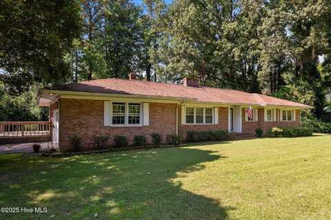 300 W Dawson Street, Grifton, NC 28530