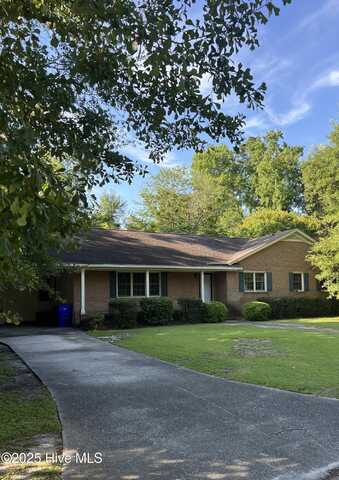 210 Prince Road, Greenville, NC 27858