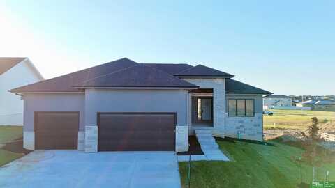 12360 Windsor Drive, Papillion, NE 68046