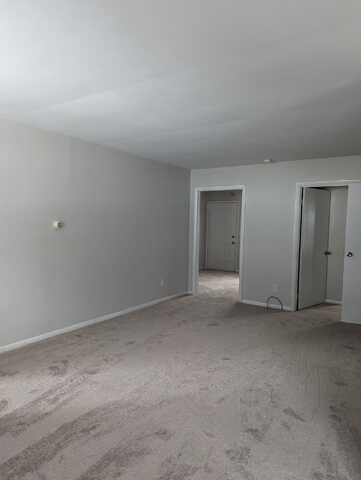 1304 Douglas Ave, Kalamazoo, MI 49007