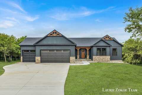 3493 Braeburn Orchard Drive NE, Cedar Springs, MI 49319