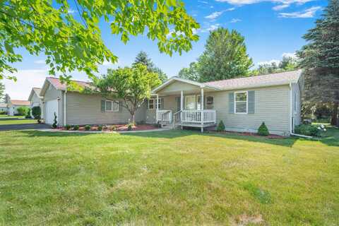 7900 Sunset Shores Dr, Canadian Lakes, MI 49346