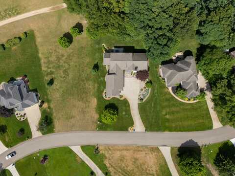 29236 Heritage Lane, Paw Paw, MI 49079