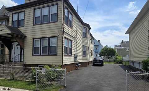 137 Mahar Ave, Clifton, NJ 07011
