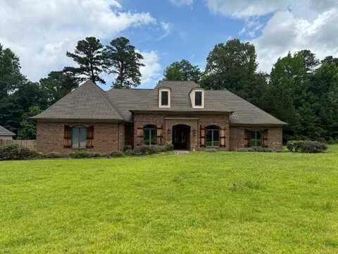 649 Edinborough Drive, Columbus, MS 39705