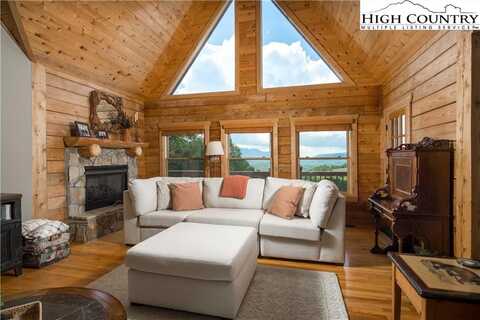 336 Fox Meadow Lane, Banner Elk, NC 28604