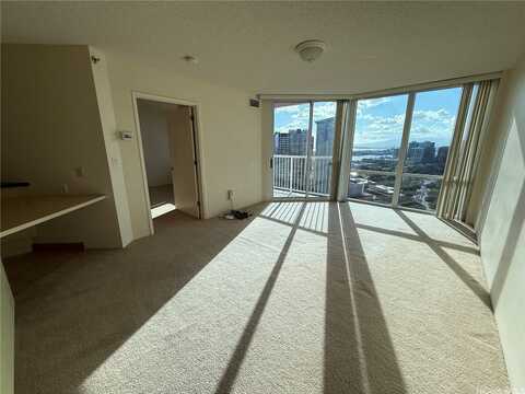 801 S King Street, Honolulu, HI 96813