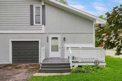 9351 W 48th Terrace, Merriam, KS 66203