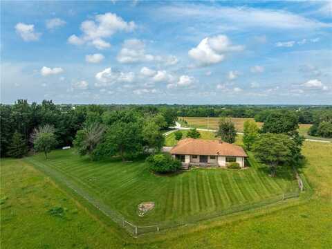 7085 NE Jones Road, Cameron, MO 64429