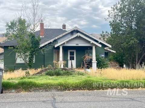 1518 Elm St, Clarkston, WA 99403
